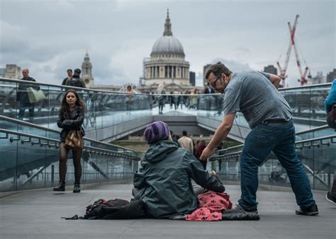 30 Best Social Stratification Examples: Definition & Importance - BitGlint