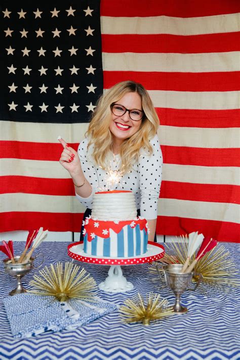 Entertaining: 4 Tips for Hosting a Chic Fourth of July Party | Glamour