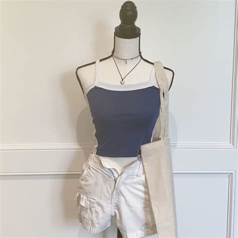 ⚪️ white mini short cargo shorts 🫐 size XS - S 🐰... - Depop