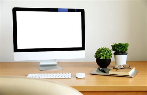 Business Computer Desk Screen Layout 的图像结果