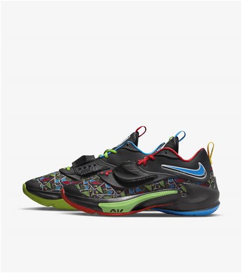 Freak 3 'UNO Face It' Release Date. Nike SNKRS