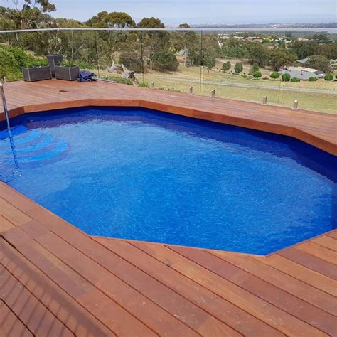Lindeman Above Ground Pools by Sterns Pools | Oval & Round | Deep End ...