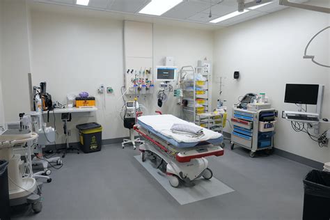 Seven new patient rooms for the newly renovated MGH ED | McGill ...
