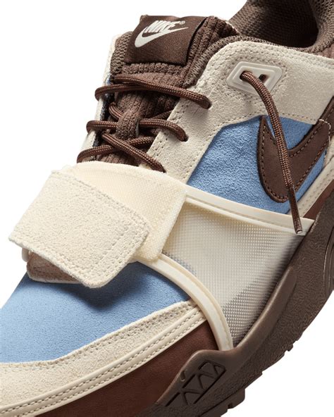 Zoom Field Jaxx 'Pale Ivory and Leche Blue' (HQ3072-400) release date . Nike SNKRS