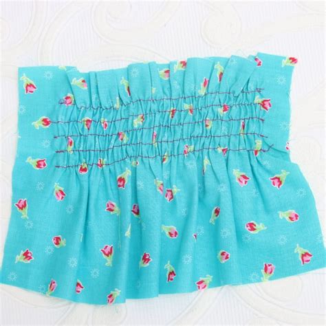 Sewing Elastic with Serger Tutorial 的图像结果