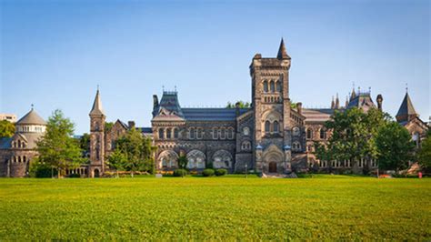 加拿大政治学专业申请条件一览 最全的十大院校申请要求集锦_IDP留学