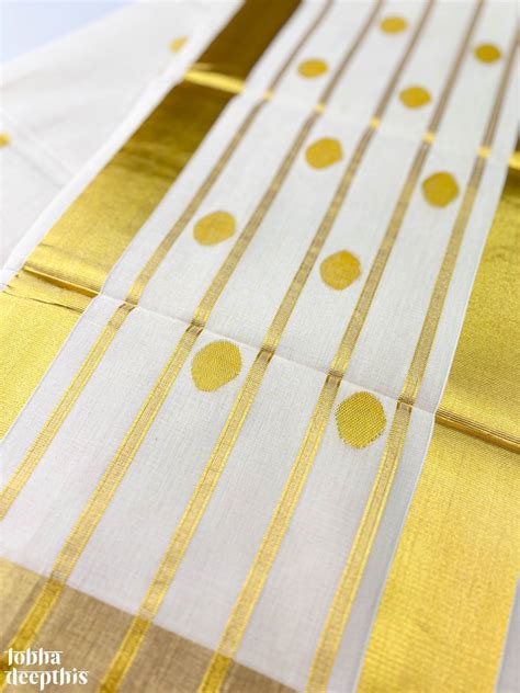 Golden Polka Lines Balaramapuram Handloom Onam Saree- Lobha Deepthis