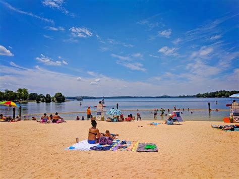 Jetton Park trail and waterfront in Cornelius NC