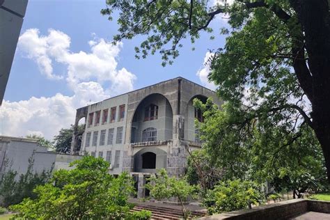 IIFM Bhopal Fees Structure & Courses 2026 - CollegeBatch.com
