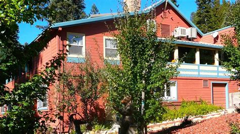 STRAWBERRY INN RIVER FRONT RESORT - Inn Reviews, Photos, Rate ...