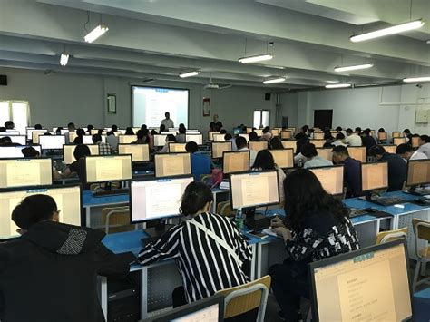 NCRE、CET、CET-SET三项社会考试培训会在许昌学院举行