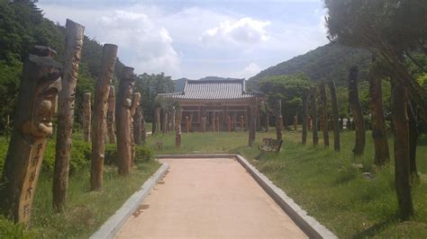 HOTEL CHILGABSAN CHALET (Cheongyang-gun) - Hotel Reviews & Photos ...