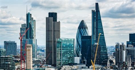 倫敦兩大金融中心City of London，Canary Wharf 介紹 | 投資網誌 | 世紀21奇豐國際