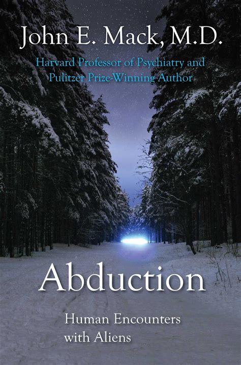 Abduction: Human Encounters with Aliens : Mack: Amazon.in: Books
