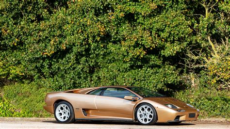 2001 Lamborghini Diablo Interior