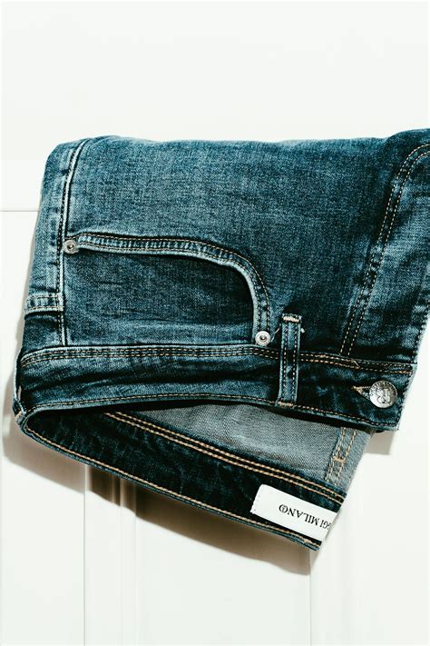 Blue Textile 的图像结果