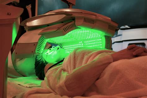 7 Reasons to Give Green Light Therapy a Go - Vacayou Travel