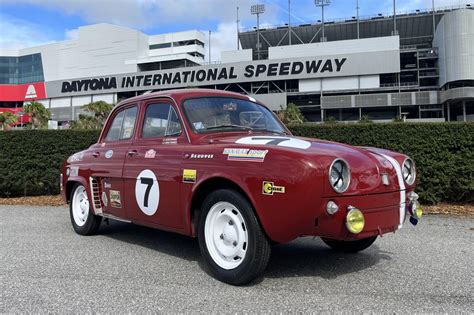 Renault Dauphine 2 Door at Dean Gillbee blog