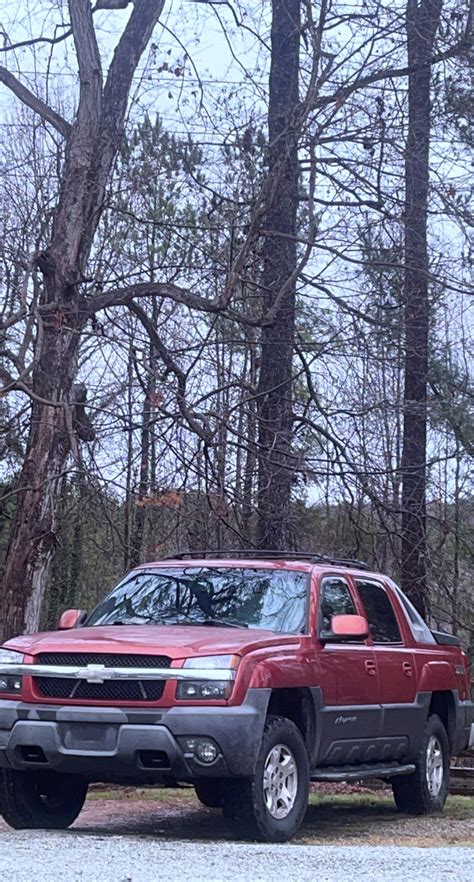 My 03 avalanche : r/ChevyAvalanche