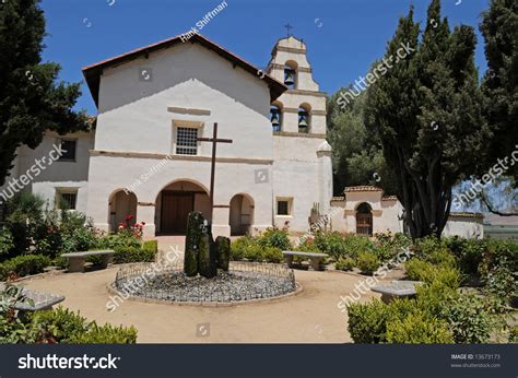 Church Courtyard, Mission San Juan Bautista, San Juan Bautista ...