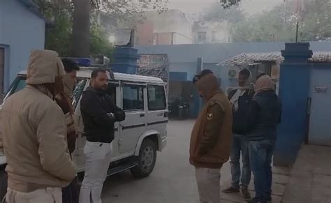 बेगूसराय : रुकने का इशारा करने पर कार ड्राइवर ने मारी टक्कर, पुलिस ...