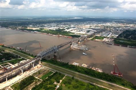Huey P Long Bridge