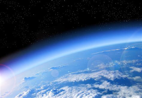 地球大气层厚度有多少：超过1万公里 - 好汉科普