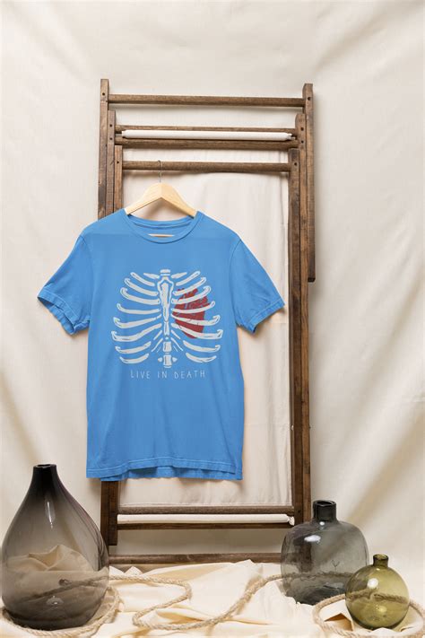 LIVE IN DEATH - Sky Blue Graphic T-Shirt - METRO ALIEN – METRO ALIEN