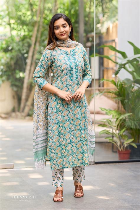 Elegant Cotton Salwar Kameez Suit For Office Wear