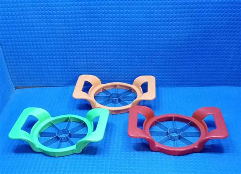 Apple Cutter (Multi Color) — DeoDap