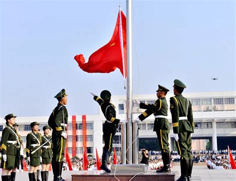 升国旗、观阅兵，江西教育系统热烈庆祝新中国成立70周年！