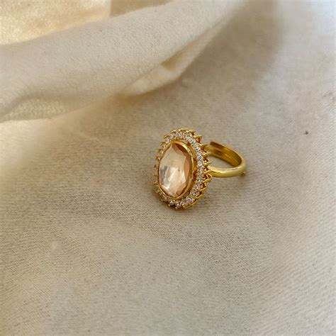 Eterno India - Modern Indian Heirloom