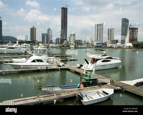 Balboa bay panama view hi-res stock photography and images - Alamy
