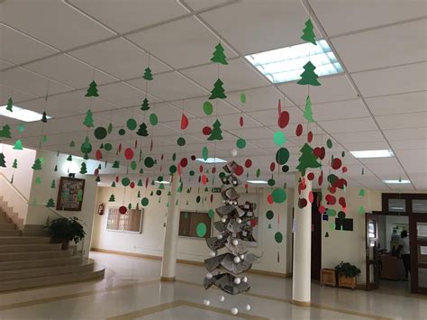 DIY Christmas Decorations Hanging from Ceiling