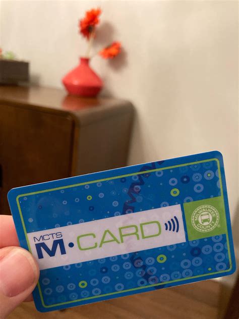 Taking the bus to work for the first time in MKE tomorrow. Any tips ...