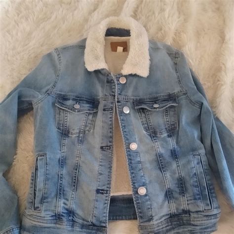 American eagle Sherpa lined denim jacket, unisex,... - Depop