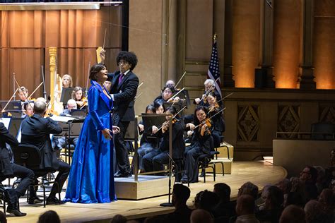 Review: A memorable Mahler Second Symphony celebrates rebirth of Jacobs ...