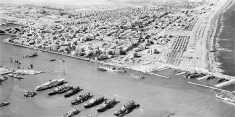 1956年12月22日入侵苏伊士运河地区的最后一批英法军队撤离塞得港 - 历史上的今天