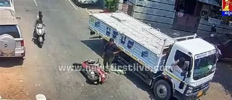 Close Shave: Bull Attacks Scooterist In Bengaluru, Truck Nearly Runs ...