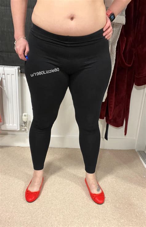 Leggings and red flats 🥿 : r/BalletFlatsNSFW