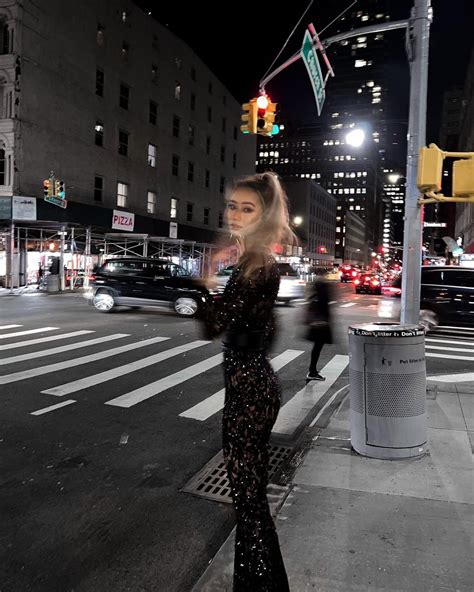 Hannah Harrell on Instagram: "han @ fashion week !! xx" | Fashion week, Glitz and glam, Fashion