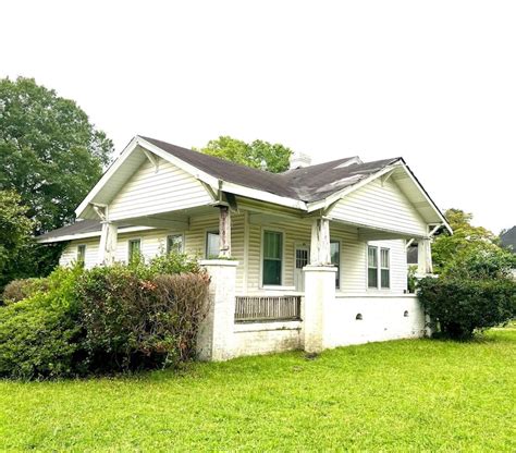 100 W Byrd St, Timmonsville, SC 29161 | Homes.com