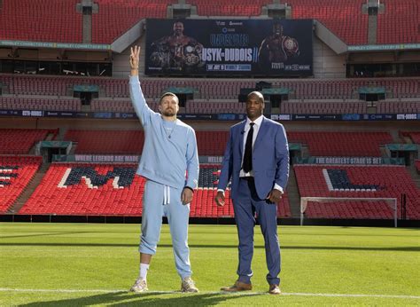 Oleksandr Usyk reminds Daniel Dubois: "I won the fight with a jab ...