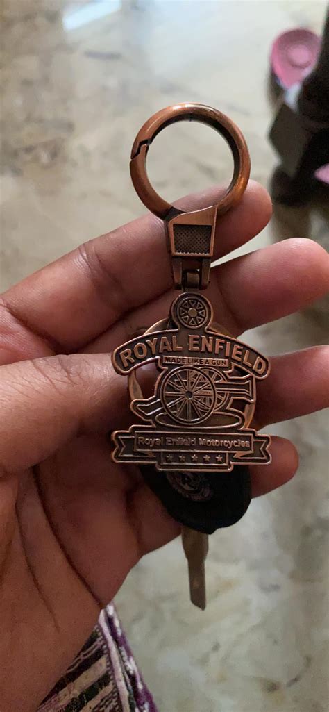 MAPLE Premium Royal Enfield Bike Keychain Bronze Metal Bullet Keyring ...