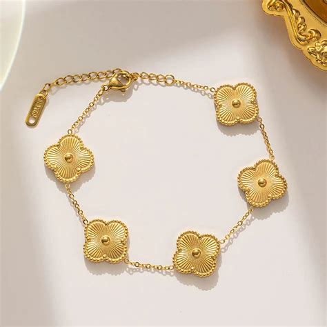 Stainless Steel Gold Plated Golden Anti Tarnish Clover Bracelet – Mode ...