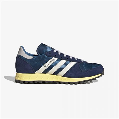 Buy ADIDAS ORIGINALS TRX VINTAGE 'OFF WHITE / ALTERED BLUE' – Superkicks