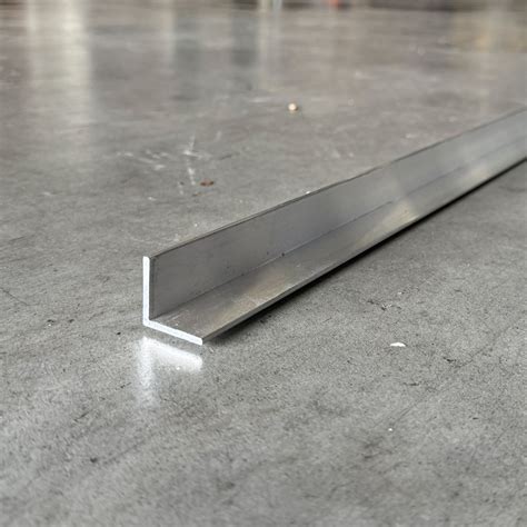 25 x 25 x 3mm Equal Angle 5.95M - SD ALUMINIUM
