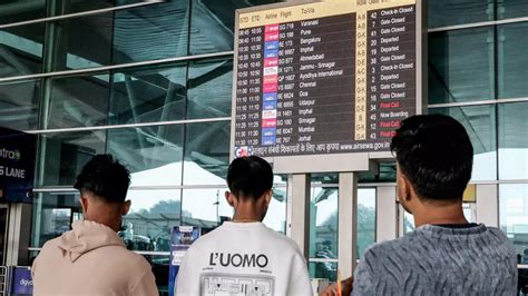 Middle East conflict disrupts aviation: Around 100 international ...