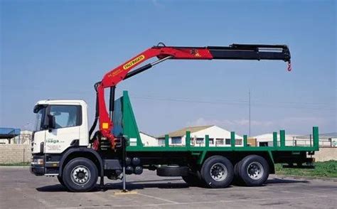 Knuckle Boom Cranes - Palfinger Q130LD80 Truck Mounted Crane Trader ...