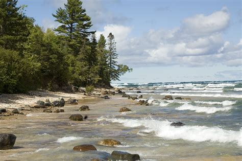 Lake Superior - Pictured Rocks National Lakeshore (U.S. National Park ...